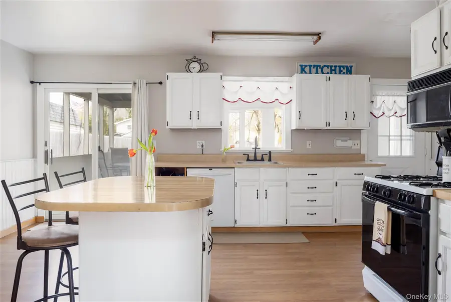 416 West Street, Greenport, NY 11944 - Image #3