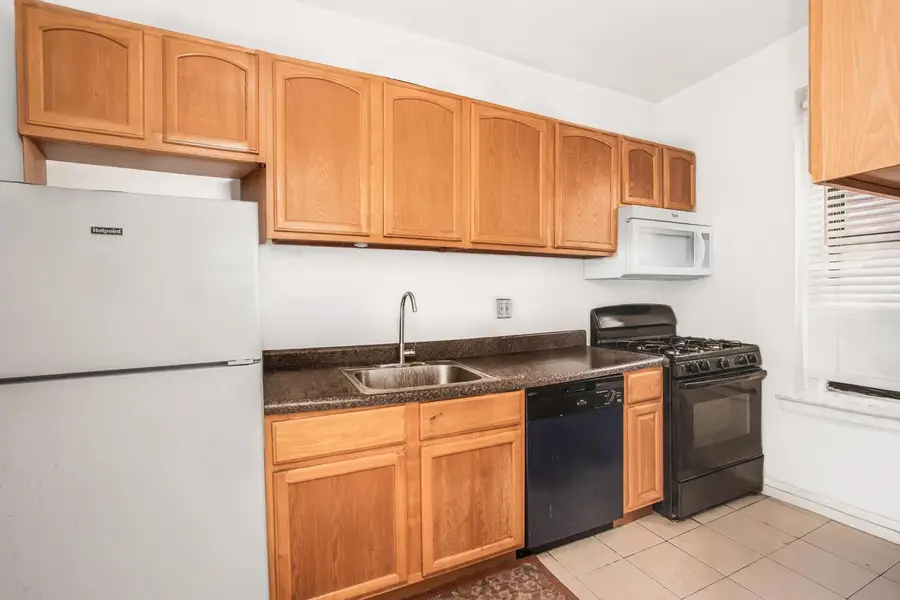 2199 Holland Avenue #4D, Bronx, NY 10462 - Image #2