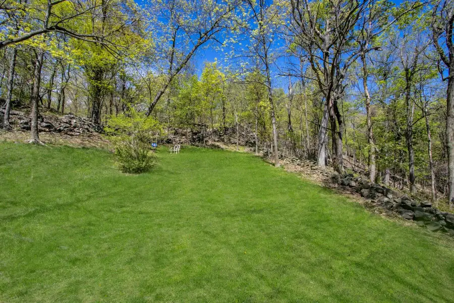 405 Christian Herald Road, Valley Cottage, NY 10989 - Image #3