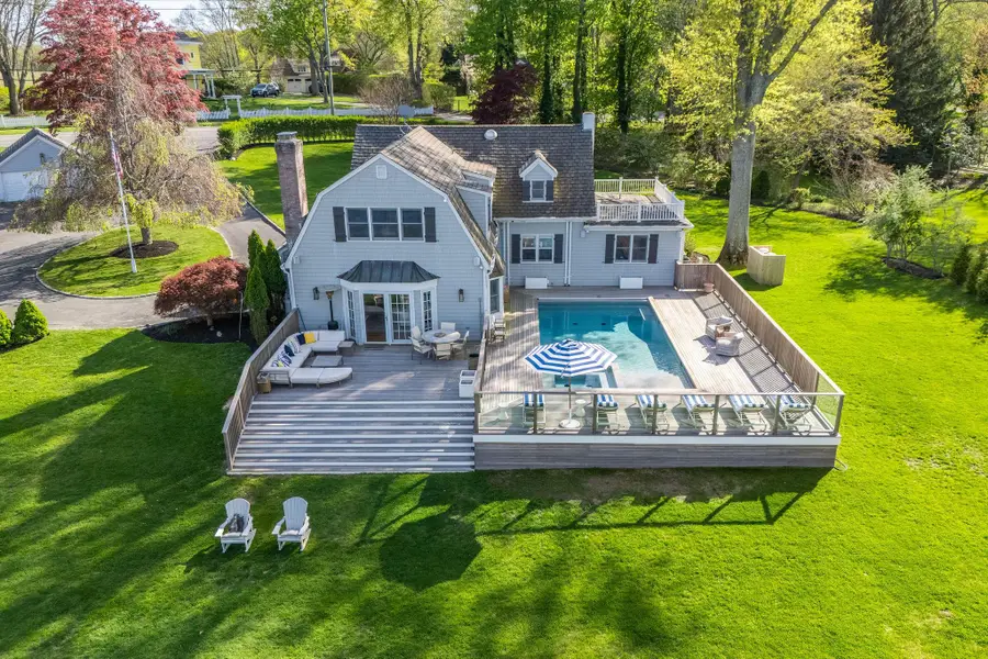 2455 New Suffolk Avenue, Mattituck, NY 11952 - Image #3