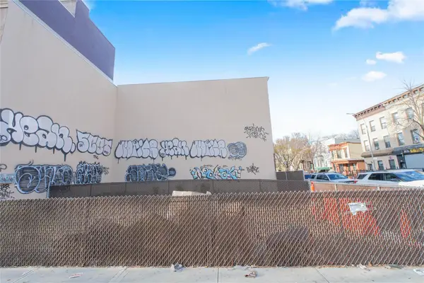 52 Buffalo Avenue, Brooklyn, NY 11233