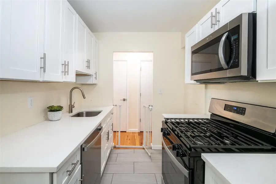 90 Union Street #1A, New Rochelle, NY 10801-2426 - Image #3