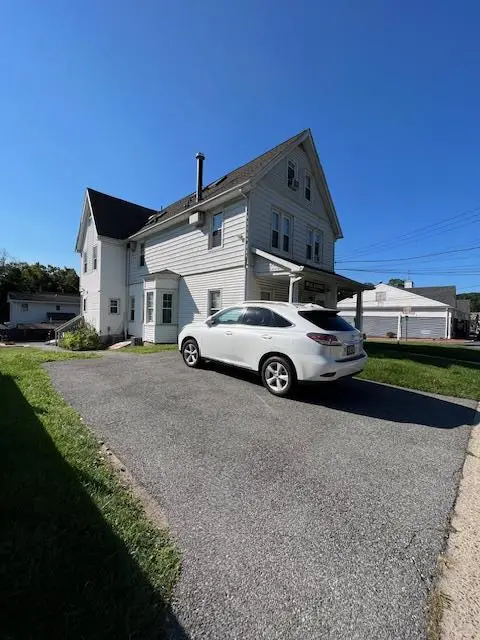 317 Elwood Avenue, Hawthorne, NY 10532 - Image #2