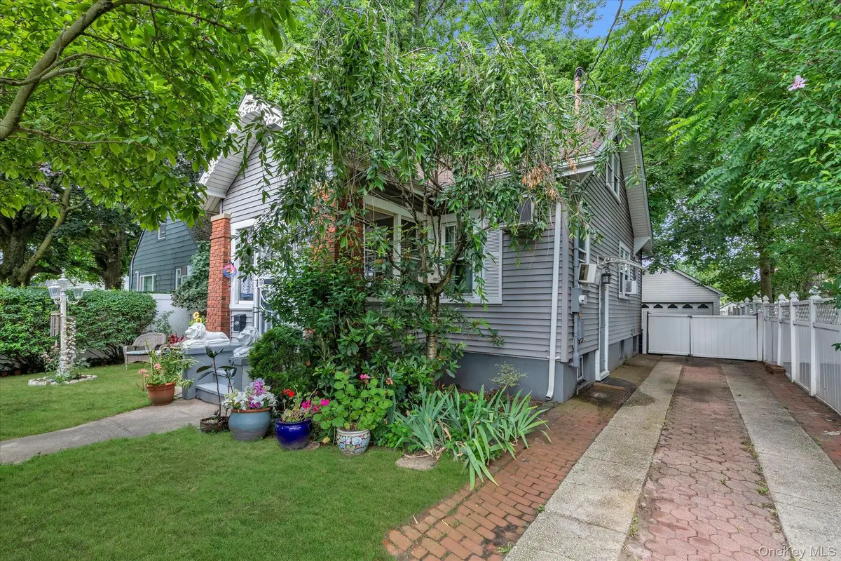 292 Ocean Avenue, East Rockaway, NY 11518 - #1