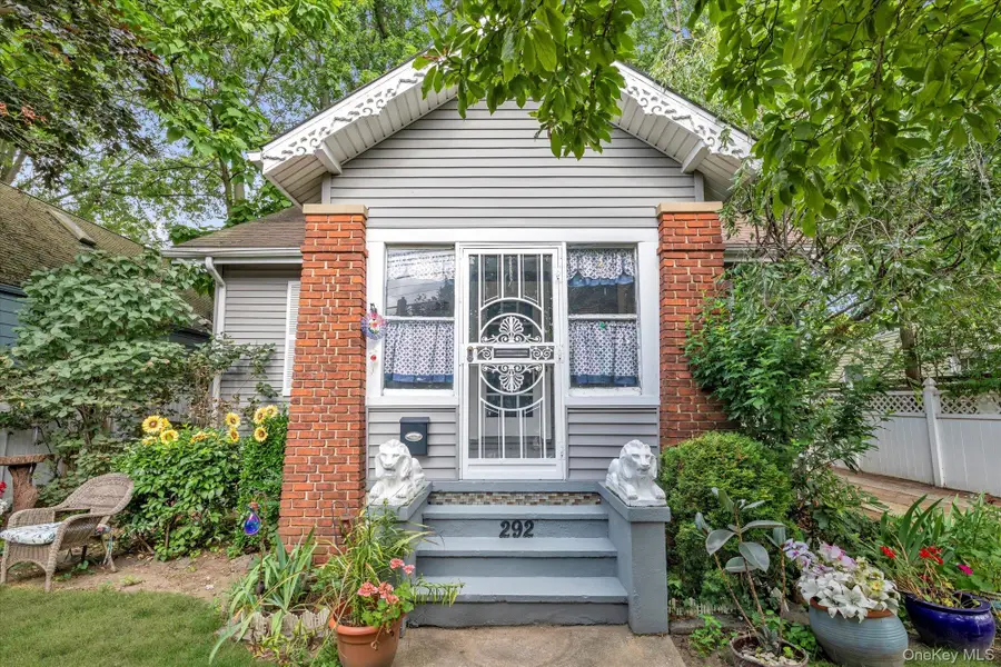 292 Ocean Avenue, East Rockaway, NY 11518 - #2