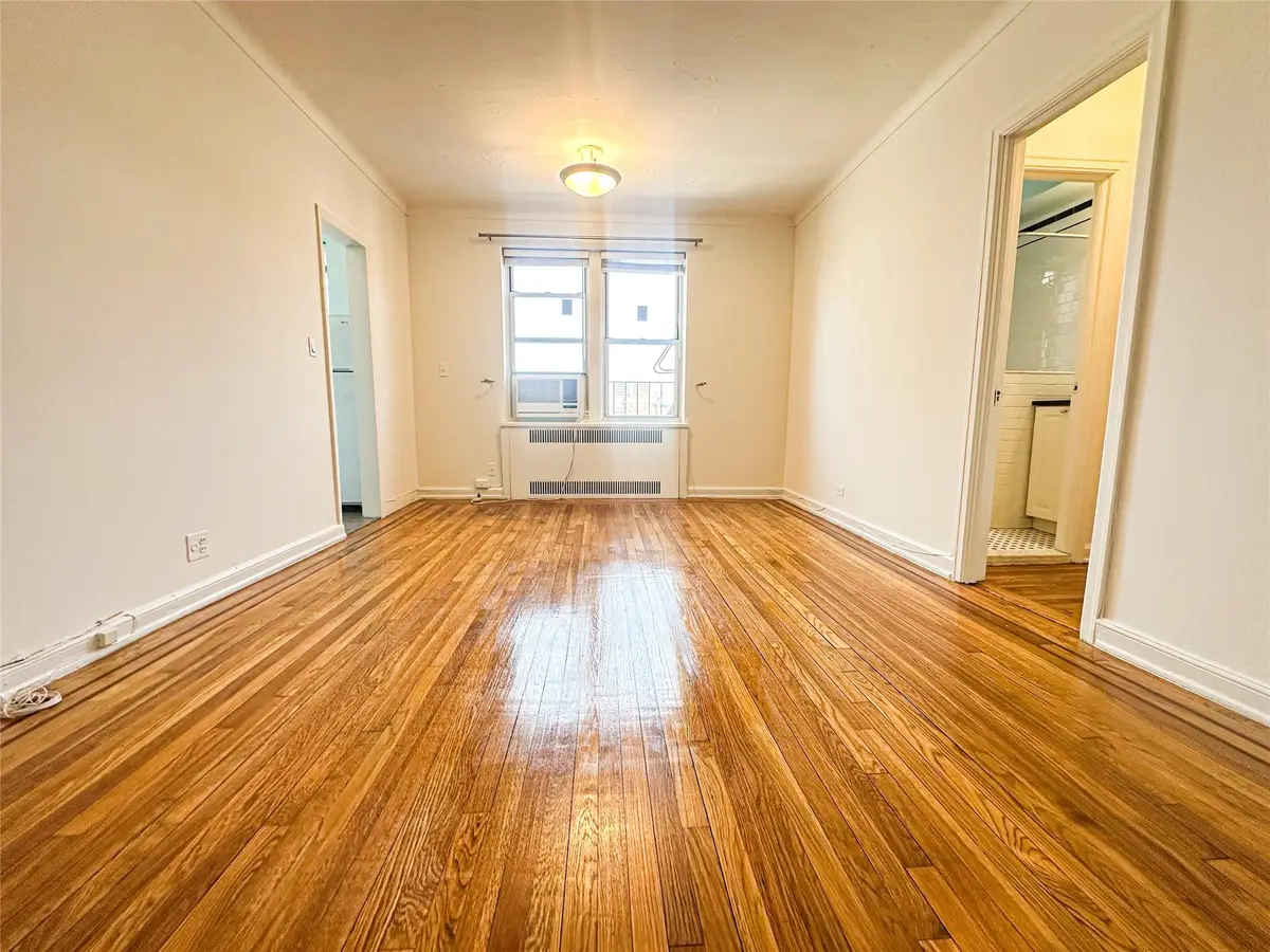 110-34 73rd Road #6K, Forest Hills, NY 11375 - #1