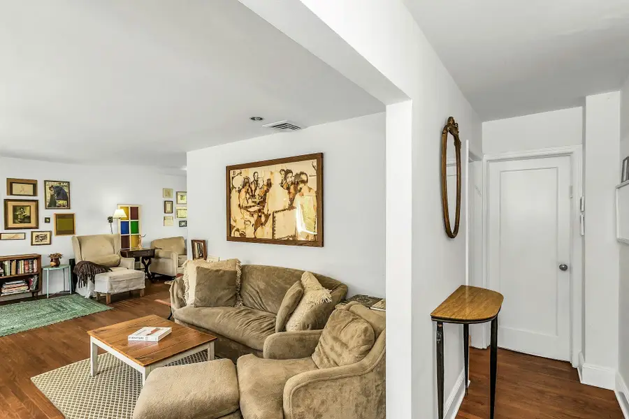 140 Mitchell Avenue, Long Beach, NY 11561 - Image #3