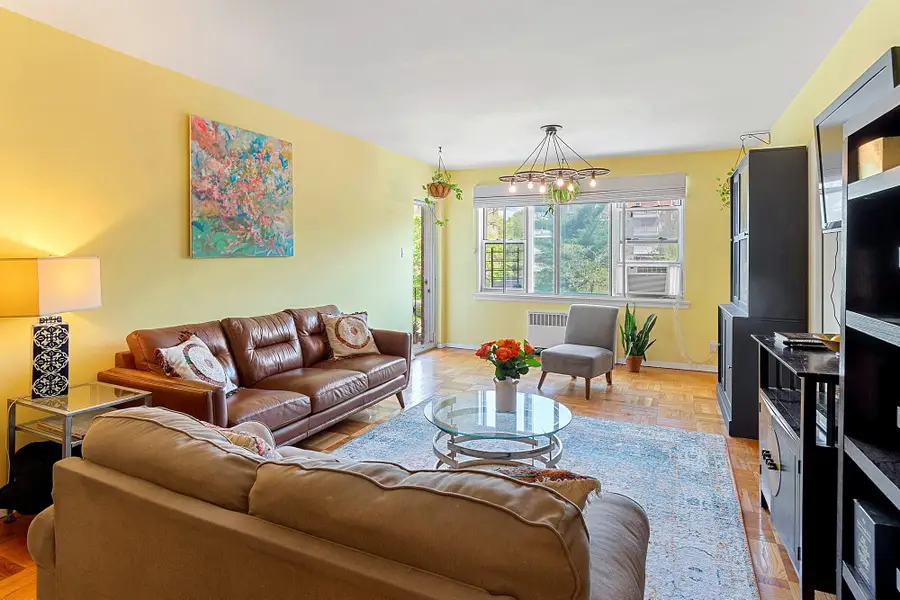 2711 Henry Hudson Parkway #5A, Bronx, NY 10463 - Image #3