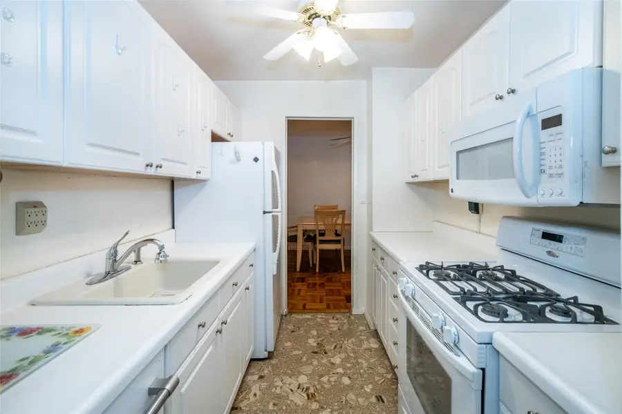 1841 Central Park Avenue #8E, Yonkers, NY 10710 - Image #3