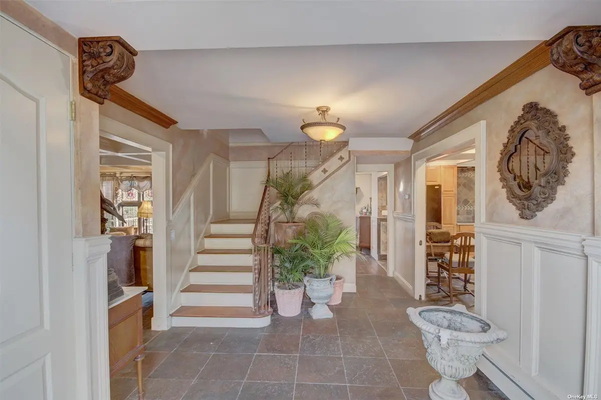 85 Dix Hills Road, Huntington, NY 11743 - Image #1