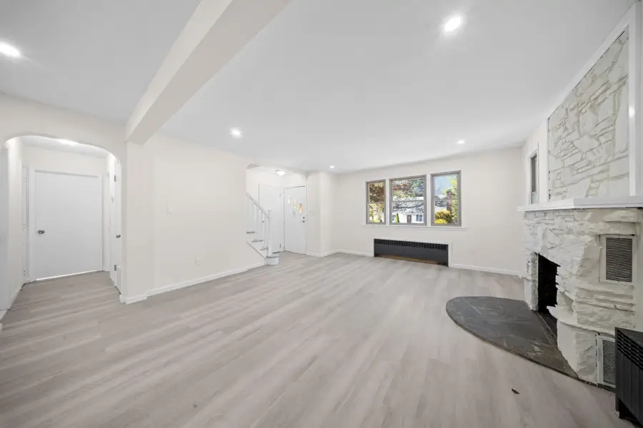 84 E 19th Street, Huntington Station, NY 11746 - Image #3