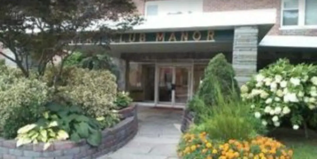 250 W Merrick Road #2M, Freeport, NY 11520 - Image #1