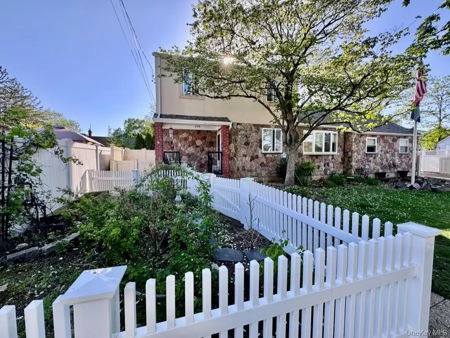 980 Siems Court, North Bellmore, NY 11710 - Image #2