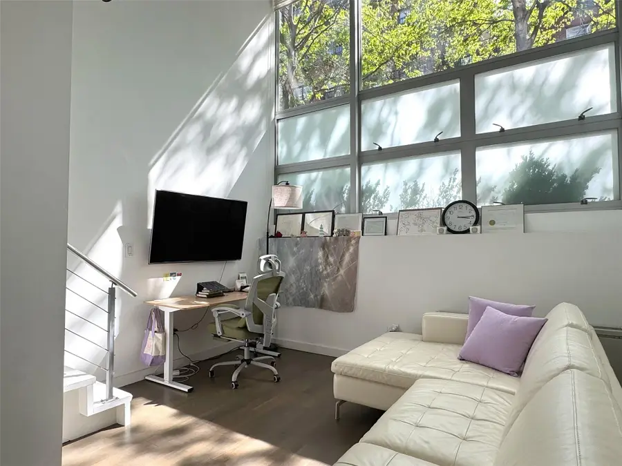 425 E 13th Street #1J, Manhattan, NY 10009 - Image #2