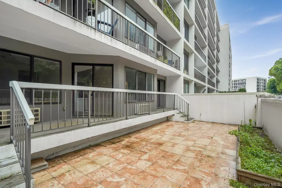 300 High Point Drive #313, Hartsdale, NY 10530 - Image #2