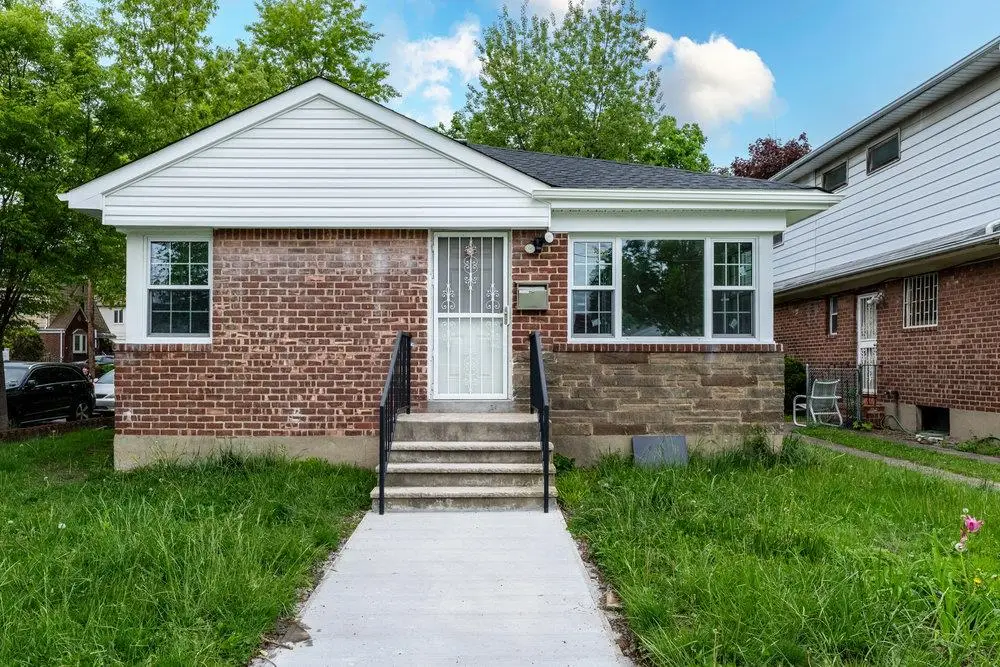 166-03 69 Avenue, Fresh Meadows, NY 11366 - Image #1