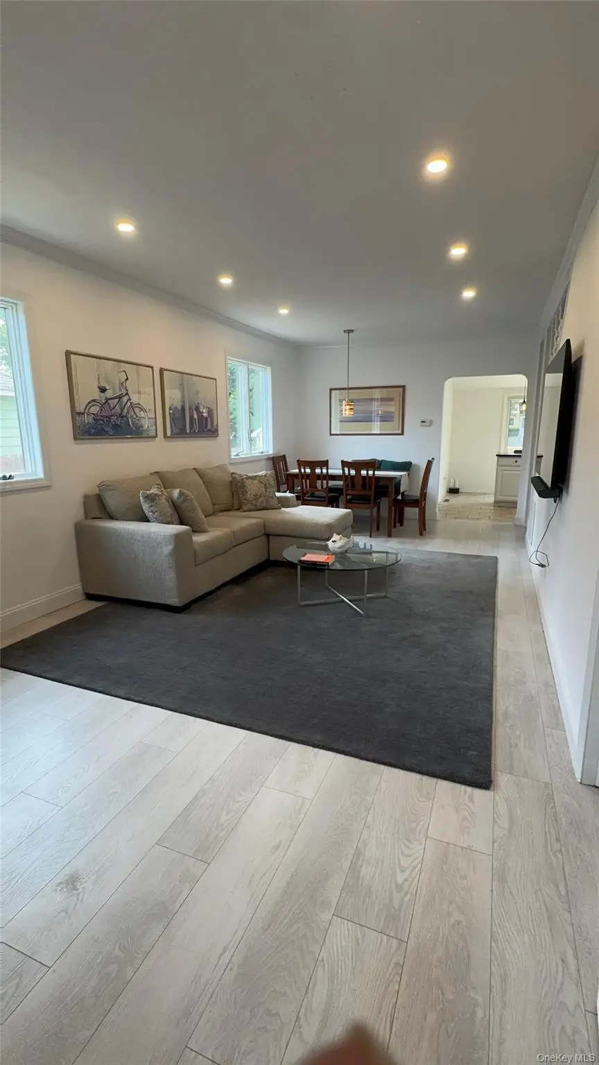 519 Sweezy Avenue, Riverhead, NY 11901 - Image #3