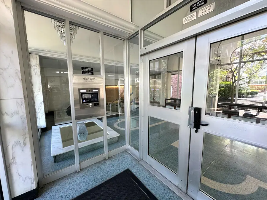 54-40 Little Neck Parkway #2K, Little Neck, NY 11362 - Image #3