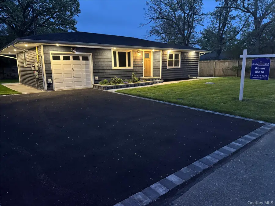 9 Henry Street, Wyandanch, NY 11798 - Image #3