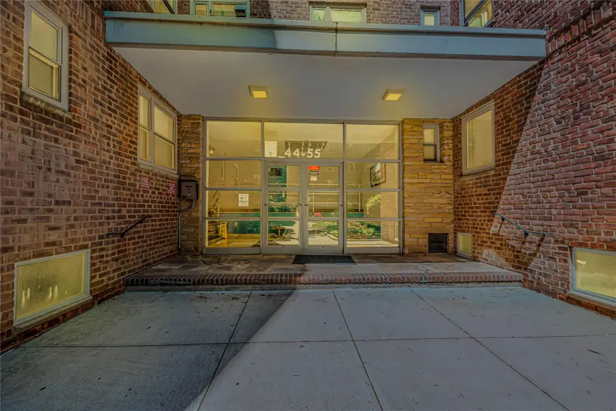 44-55 Kissena Boulevard #3B, Flushing, NY 11355 - Image #3