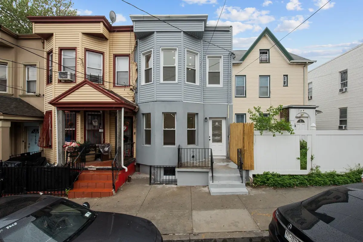 3763 Barnes Avenue, Bronx, NY 10467 - Image #1