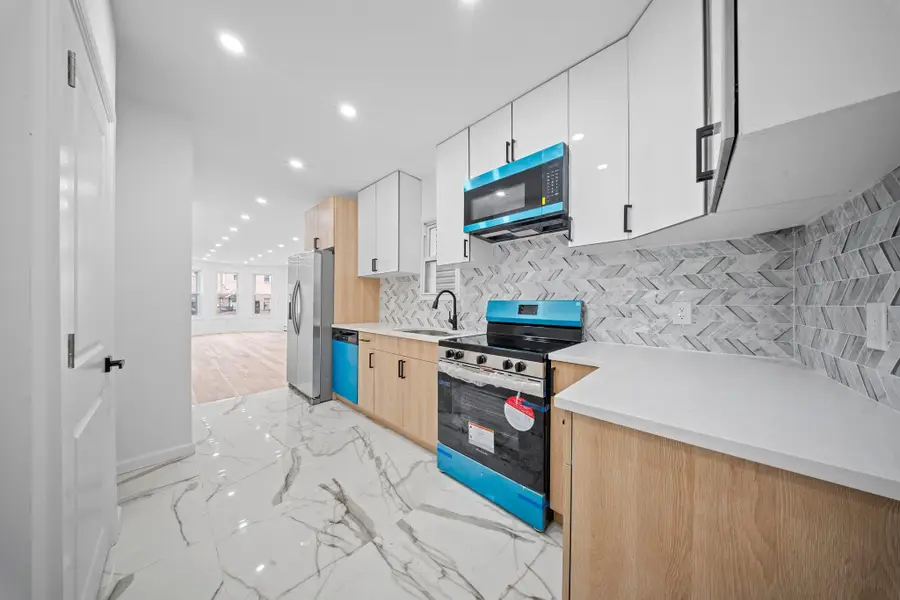 3763 Barnes Avenue, Bronx, NY 10467 - Image #2