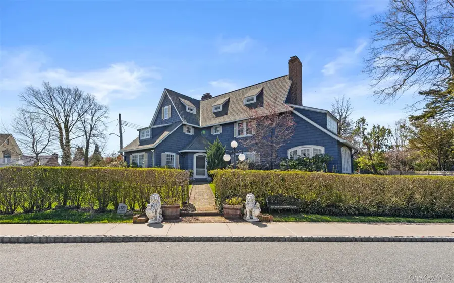 1120 Shore Road, Douglaston, NY 11363 - Image #3