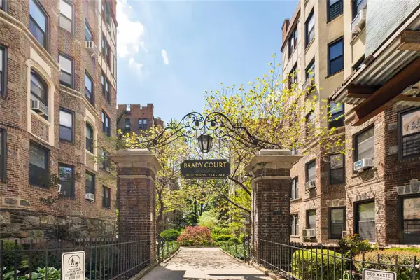 760 Brady Avenue Avenue #417, Bronx, NY 10462