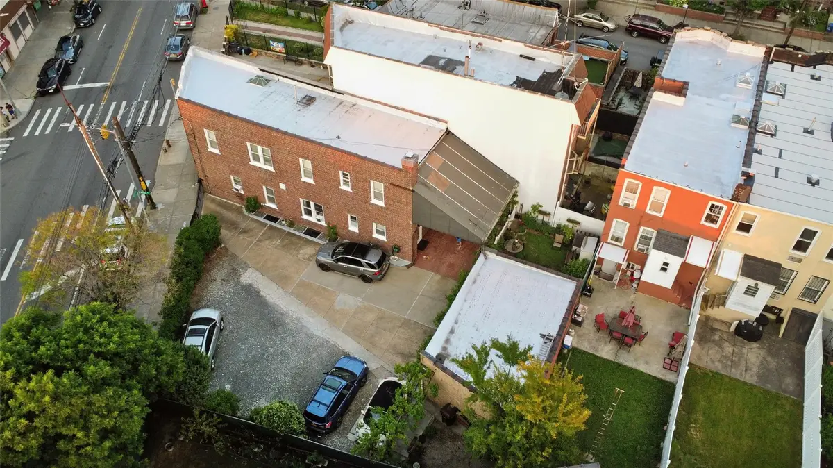 5368 Metropolitan Avenue, Ridgewood, NY 11385 - #1