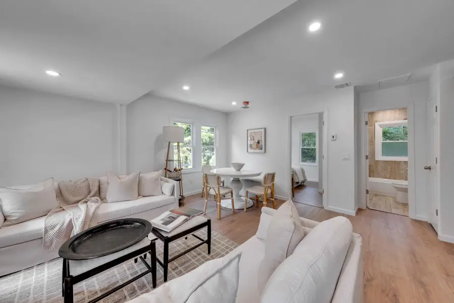 45 Abbott Drive, Halesite, NY 11743 - Image #3