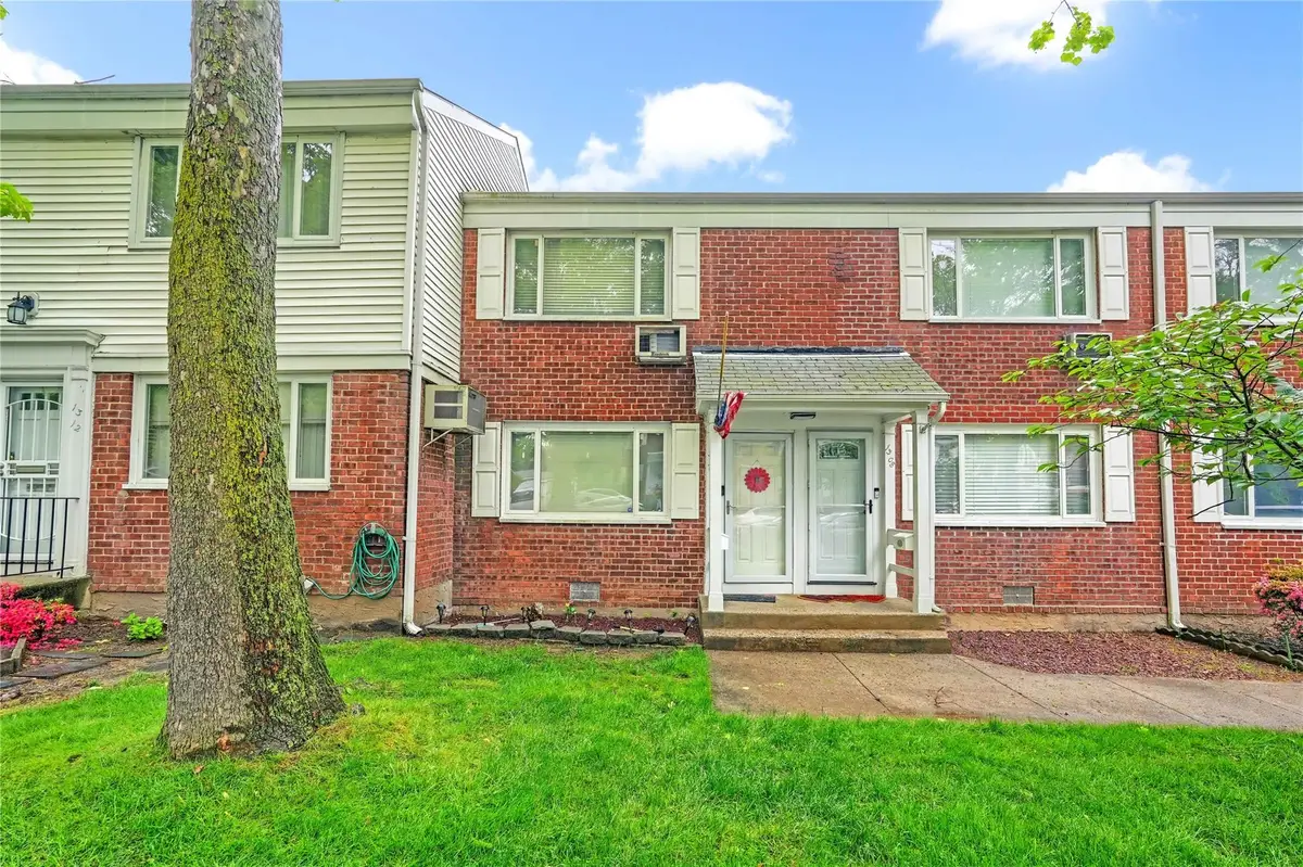 13-10 212th Street #118, Bayside, NY 11360 - Image #1