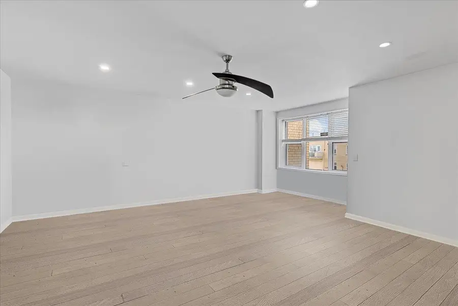 700 Shore Rd #7EE, Long Beach, NY 11561 - Image #2