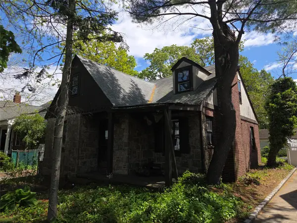 2861 Willard Avenue, Oceanside, NY 11572