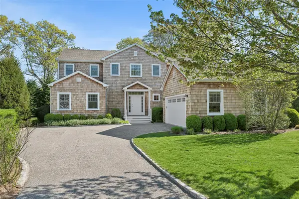 25 Jessups Landing Court E, Quogue, NY 11959