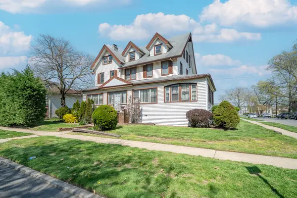 536 Albemarle Road, Cedarhurst, NY 11516