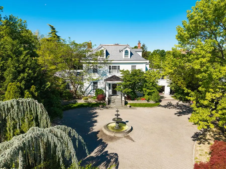 Address Withheld By Seller, Bayside, NY 11360 - Image #2