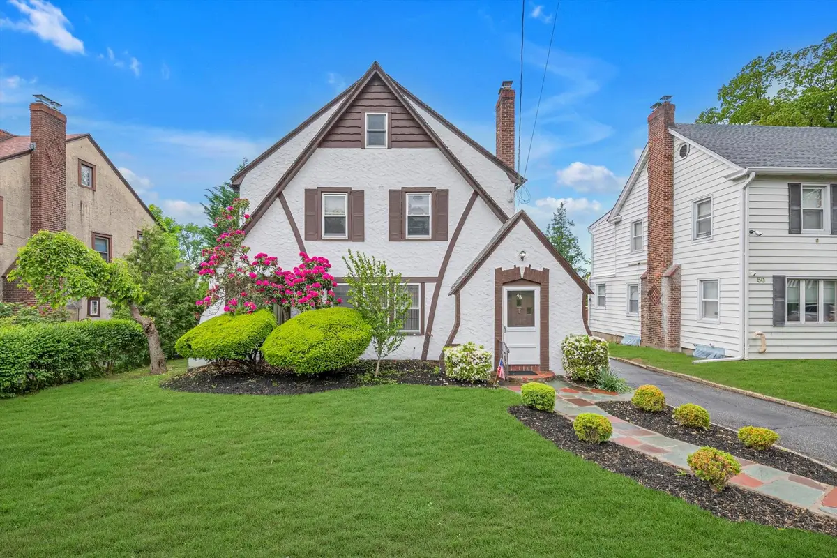 48 Colgate Road, Great Neck, NY 11023 - Image #1