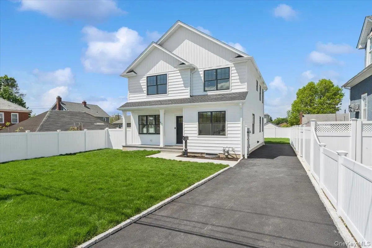 42 Second Street Extension, Glen Cove, NY 11542 - Image #1