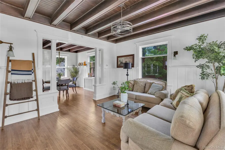 46 Mechanic Street, Huntington, NY 11743 - Image #2