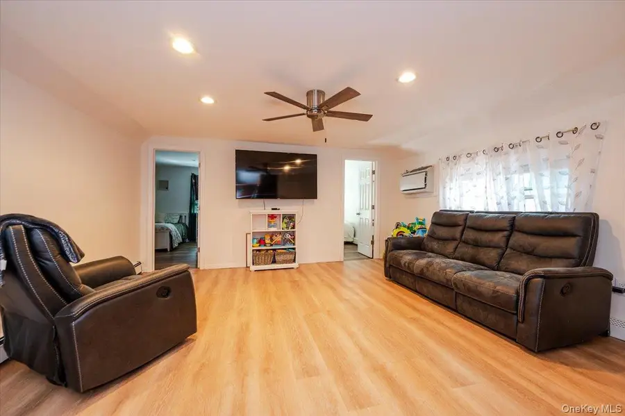 133B Edgewater Park #133B, Bronx, NY 10465 - Image #3