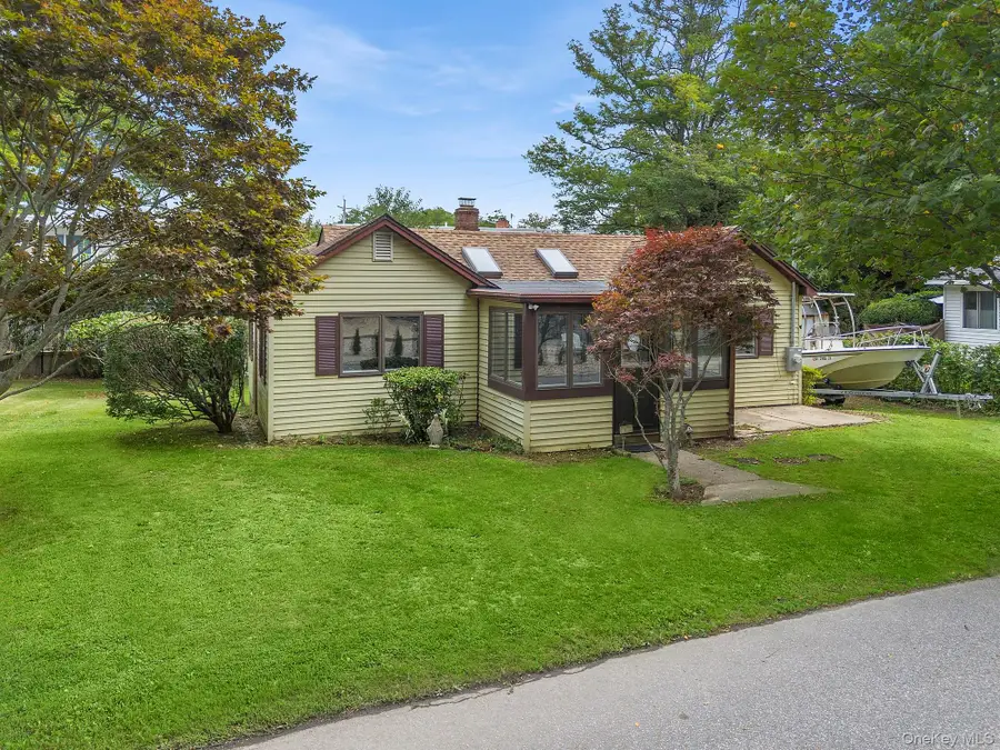 150 Goldin Lane, Southold, NY 11971 - Image #2