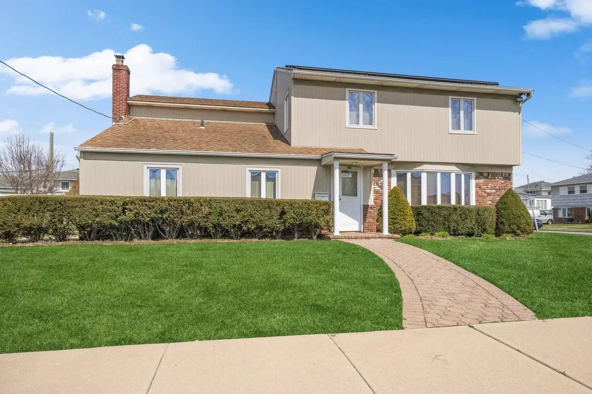 189 Pennsylvania Avenue, Island Park, NY 11558 - Image #1