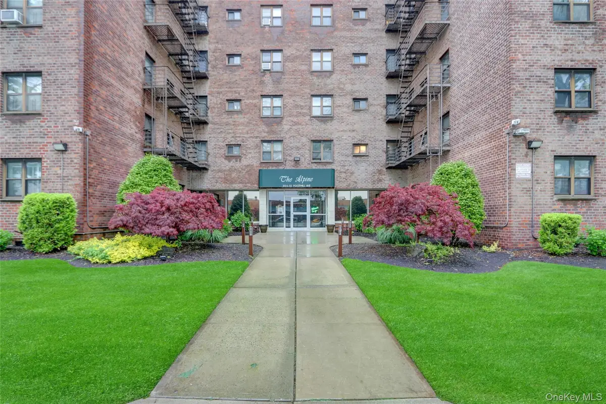 204-15 Foothill Avenue #B53, Hollis, NY 11423 - Image #1