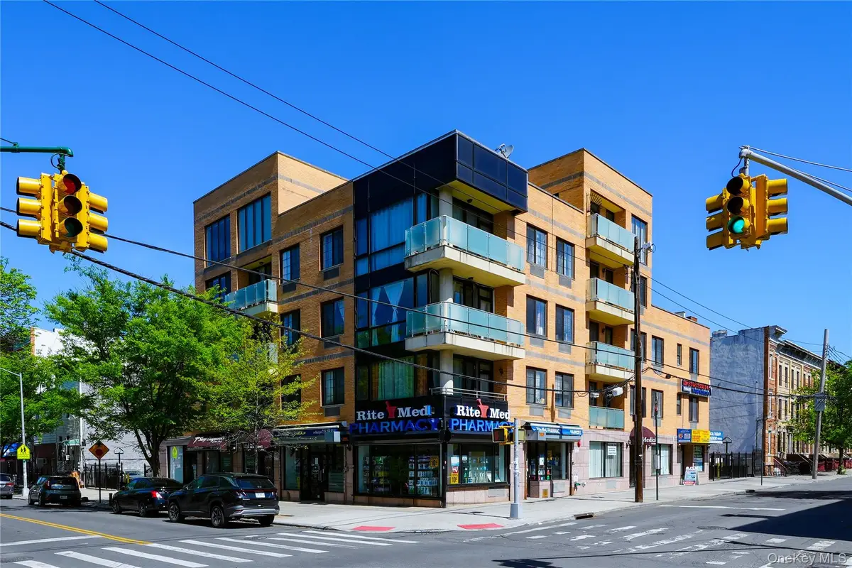 311 Saint Nicholas Avenue #3H, Ridgewood, NY 11385 - Image #1