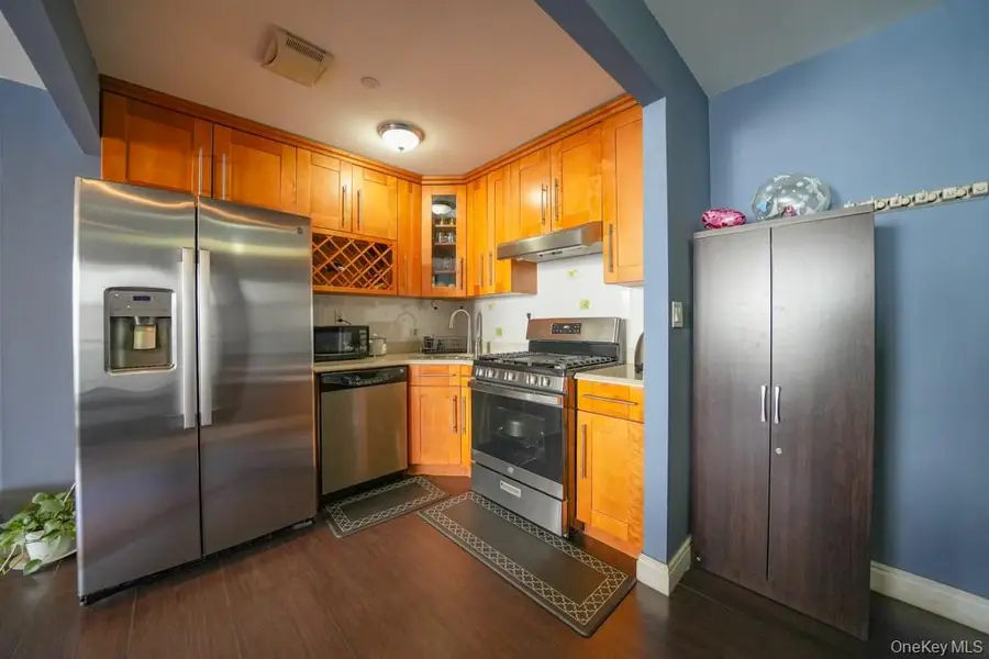 311 Saint Nicholas Avenue #3H, Ridgewood, NY 11385 - Image #3