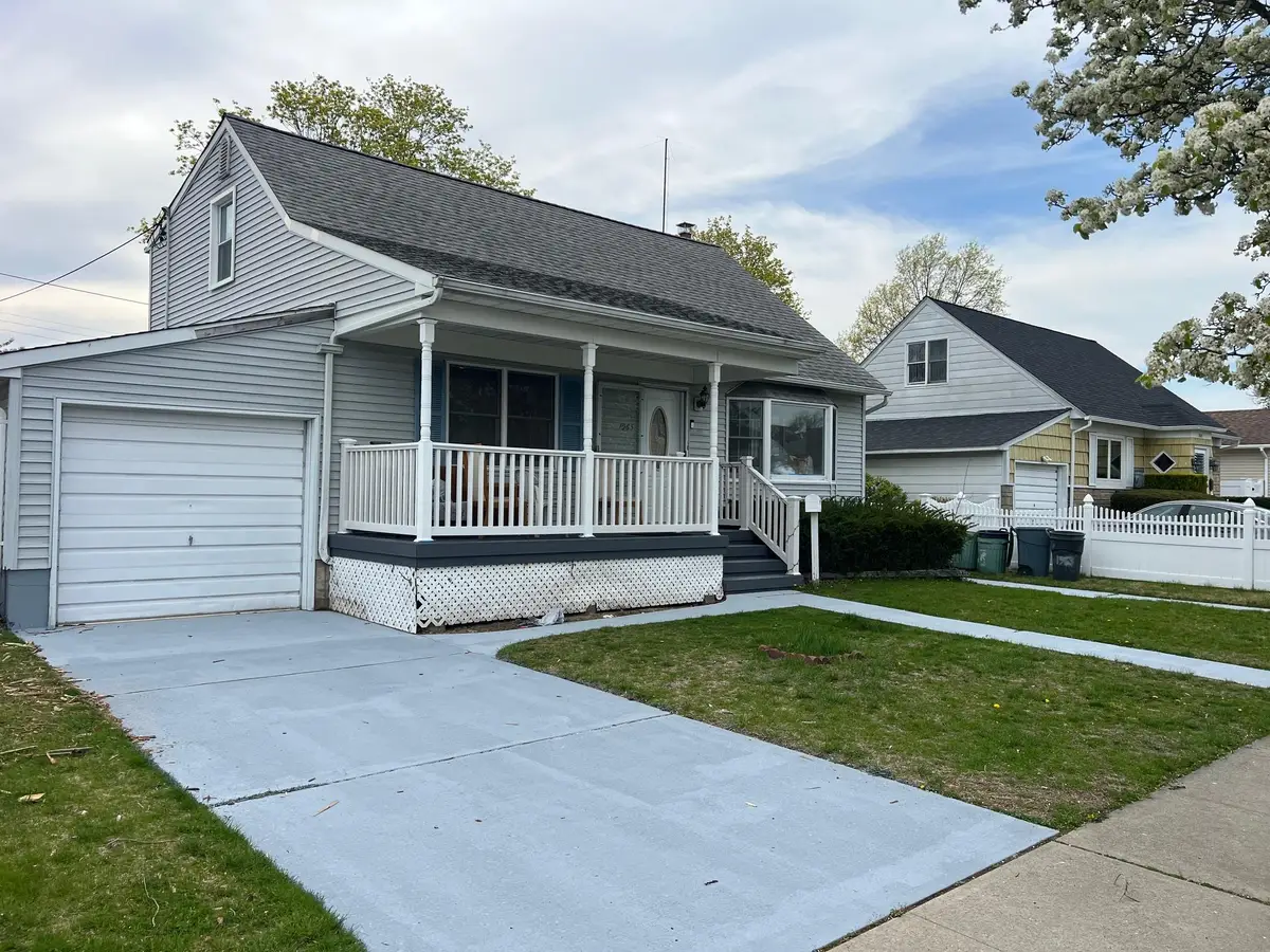 1963 Central Dr N, East Meadow, NY 11554 - Image #1