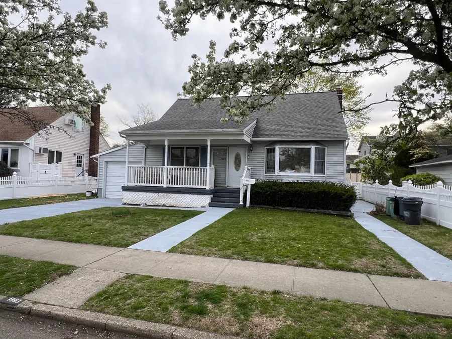 1963 Central Dr N, East Meadow, NY 11554 - Image #2