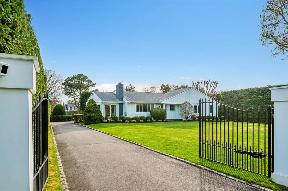 75 Saint Andrews Road, Southampton, NY 11968 - Image #1