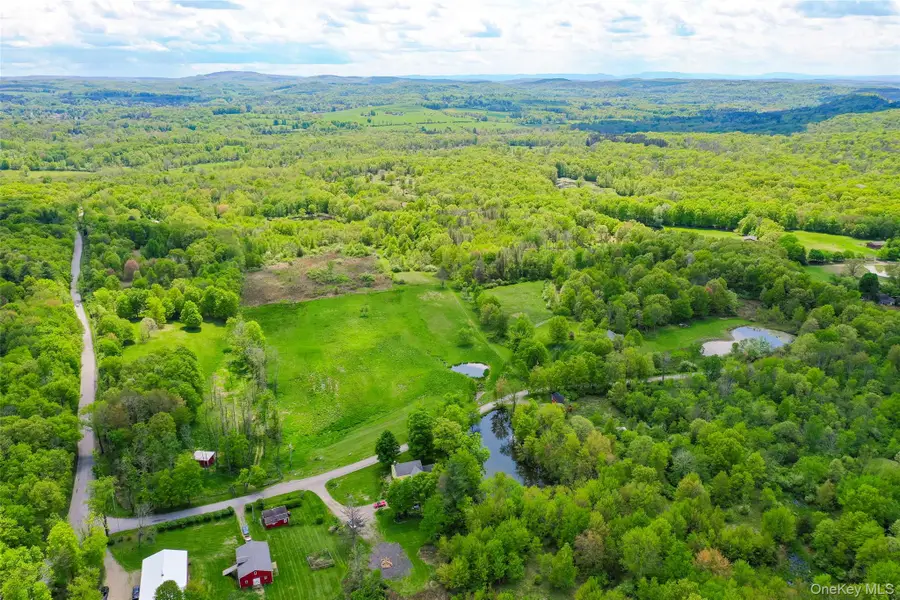 521 Woodstock Road, Millbrook, NY 12545 - Image #3