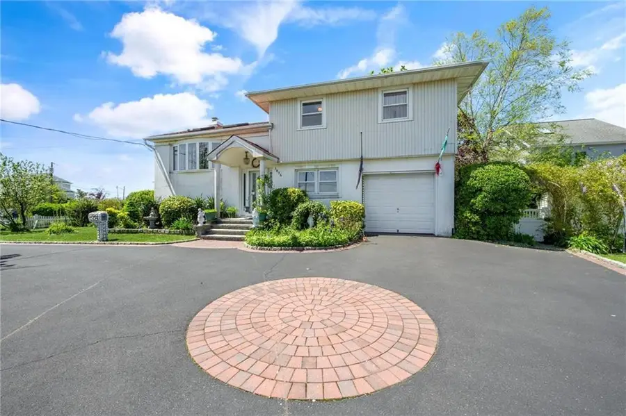 3496 Bay Front Drive, Baldwin, NY 11510 - Image #2